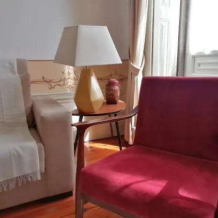 Alvares Cabral Apartamento B * Oporto